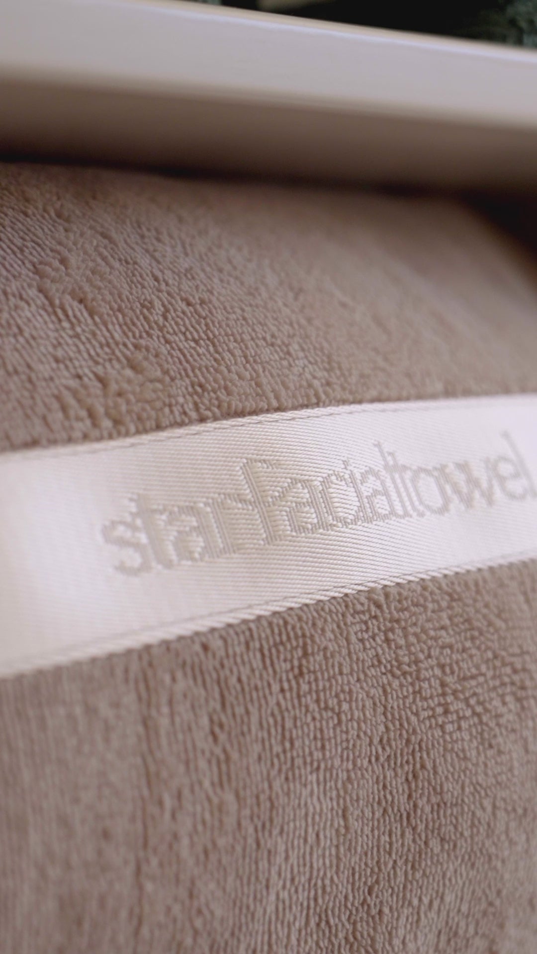 The Mocca Mood Pillows